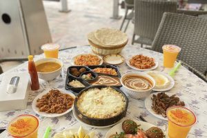 مطعم قناديل التوت أبها (السعر + المنيو + الموقع + أراء الناس)