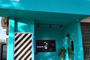 ديلي كب كافيه خميس مشيط (السعر + المنيو + الفروع + أراء الناس)